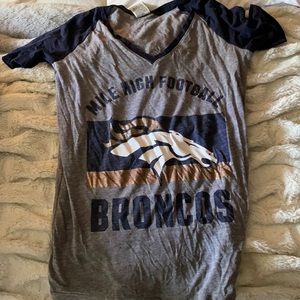 Bronco tee